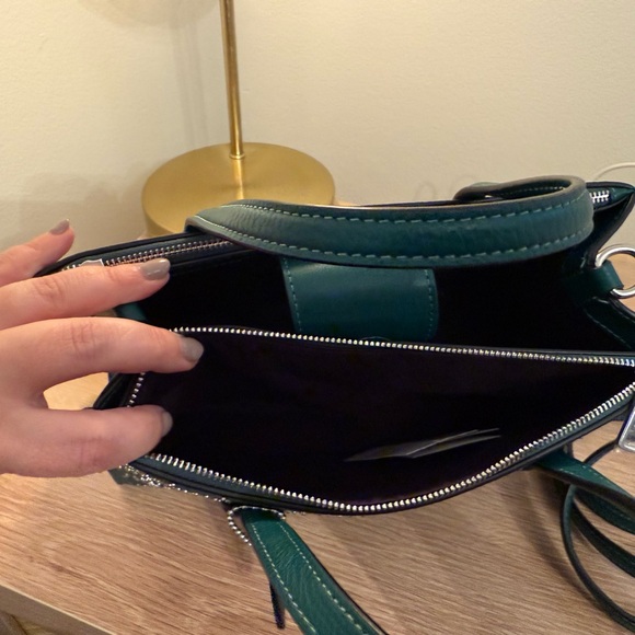 Elegant Green Satchel Bag - Picture 9 of 13